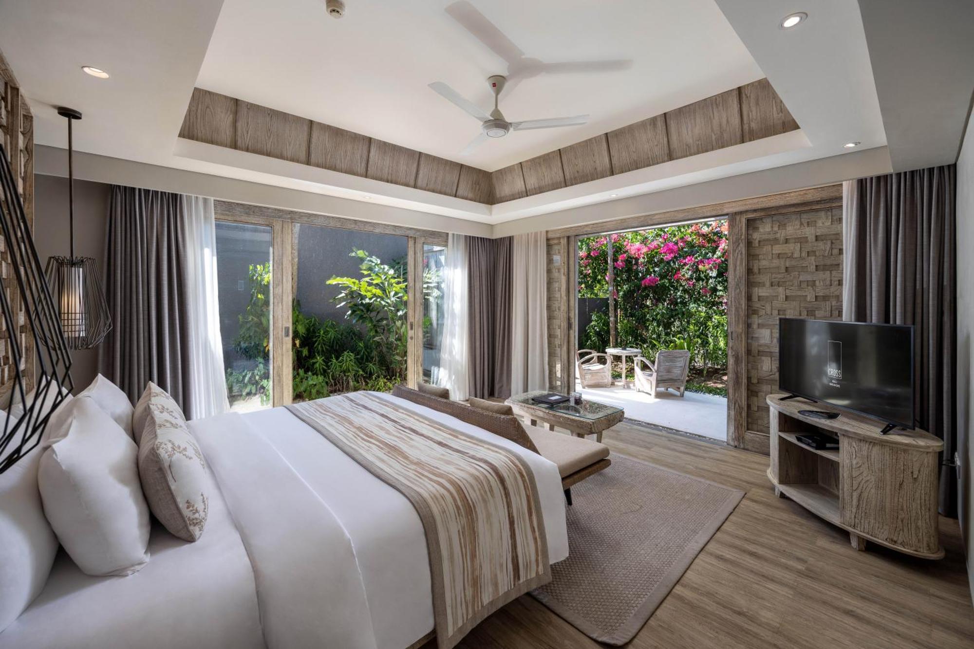 Villa Cross Bali Breakers Jimbaran (Bali)